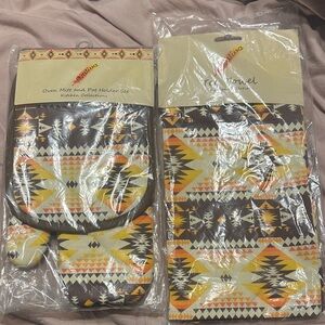 Native Multicolor Oven Mitt and Kitchen Towel Set